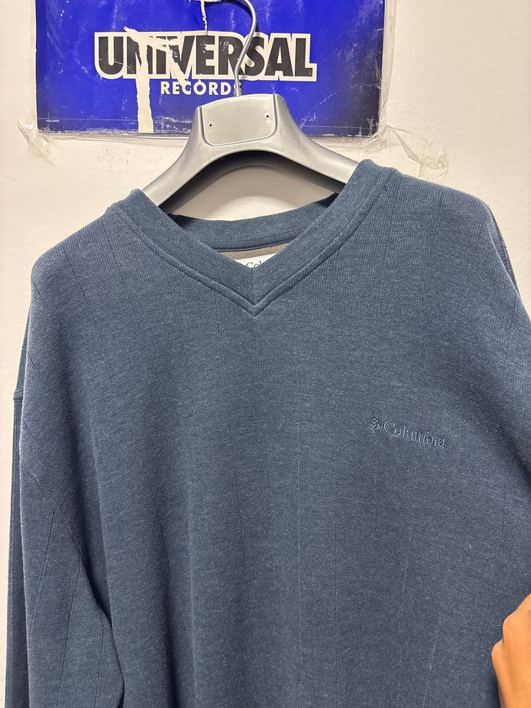 Columbia Blue V-Neck Sweatshirt