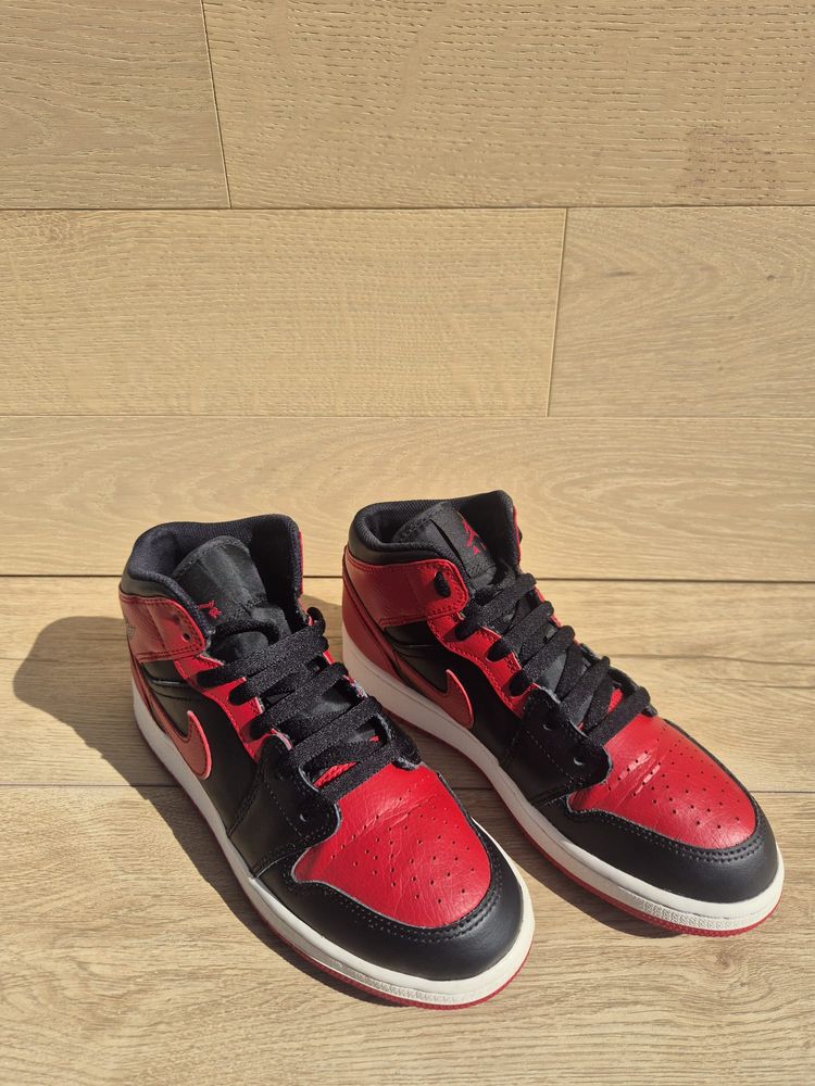 Nike Air Jordan 1 Mid Banned Tg. 39 image 1