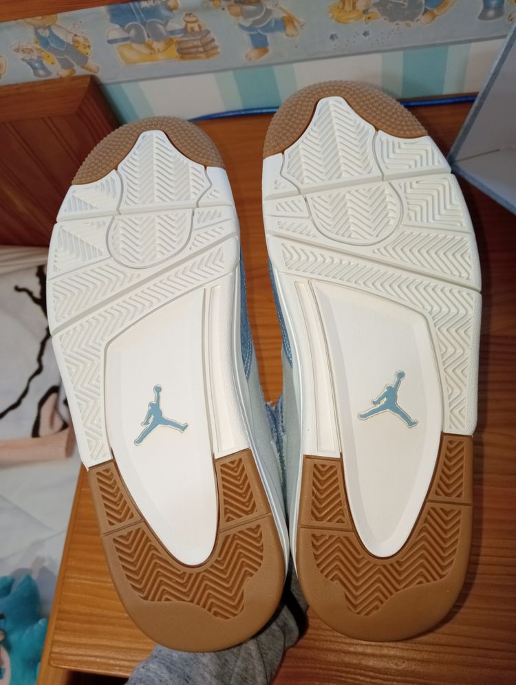 Immagine di Jordan Sneakers 4