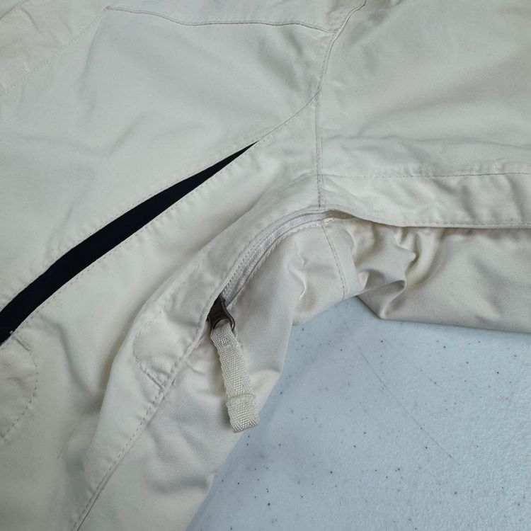 Immagine di The North Face Hooded Ski Jacket Cream 3