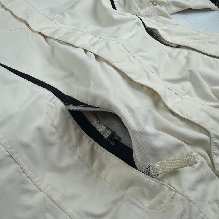 Immagine di The North Face Hooded Ski Jacket Cream 11