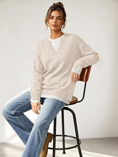 Immagine di Beige Knit Sweater With Button Details 5