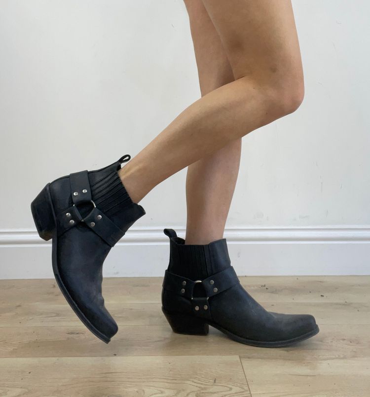 ⭐️ BEST PICKS | uk 10 black leather ankle boots image 1