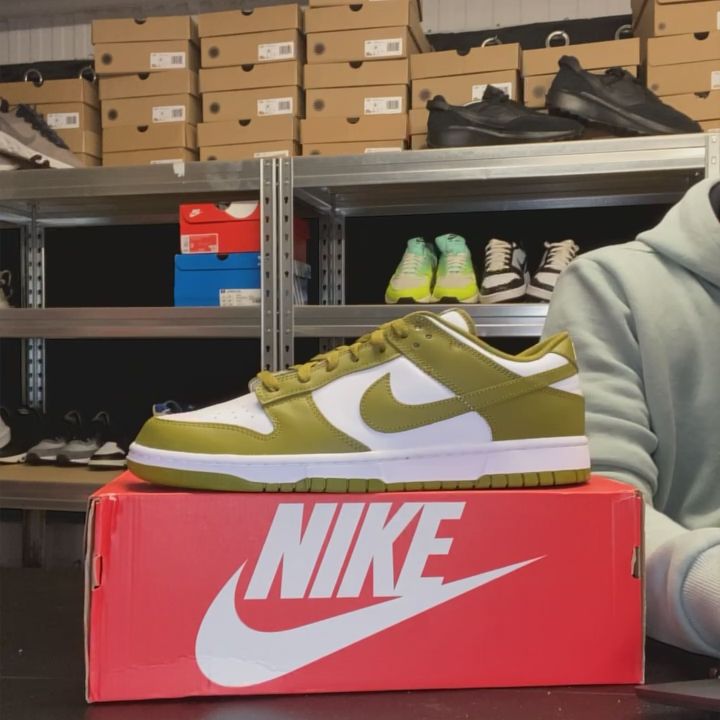 Immagine del prodotto Nike nike dunk low uk 10.5  Brand new 