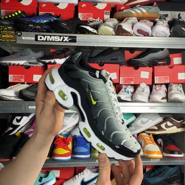 Nike nike tn uk3 new no box lid product image