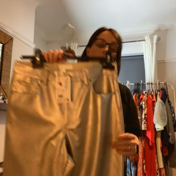 H&M BRAND NEW H&M trousers size 12 product image