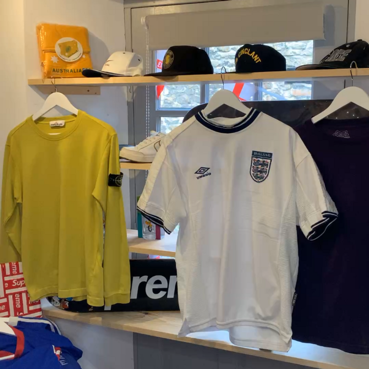 Umbro england 2000s shirt product image