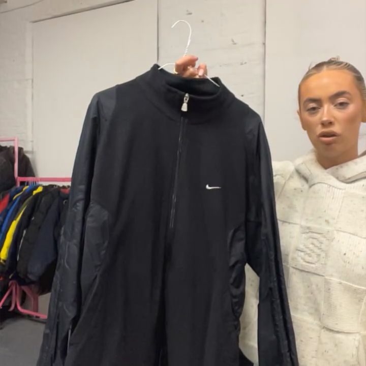 Nike SIZE L NIKE FLEECE JACKET  product image