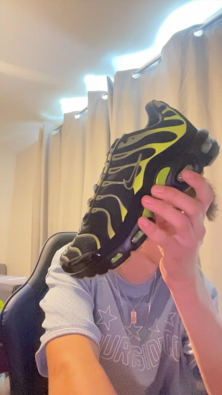 Nike nike air max tn size 6  product image