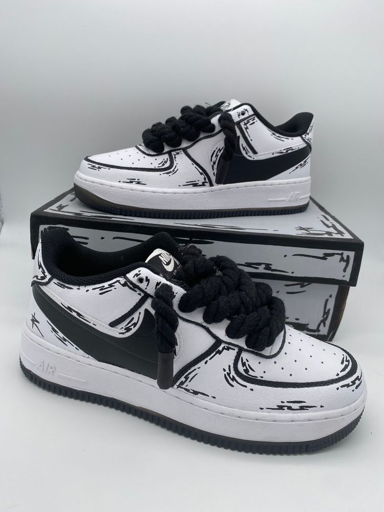 Nike Air Force 1 Sneakers