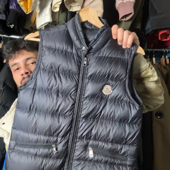 Moncler Moncler gilet XS  product image