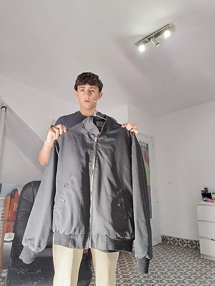 Black Zip-Up Jacket vintage talla m