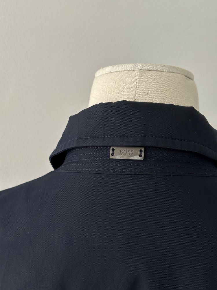 Hugo Boss 2000s Cotton Water Repellant Trench Coat - L 3