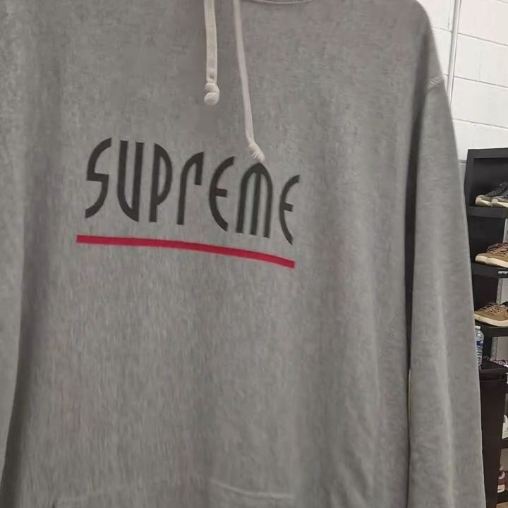 Supreme Supreme L product image