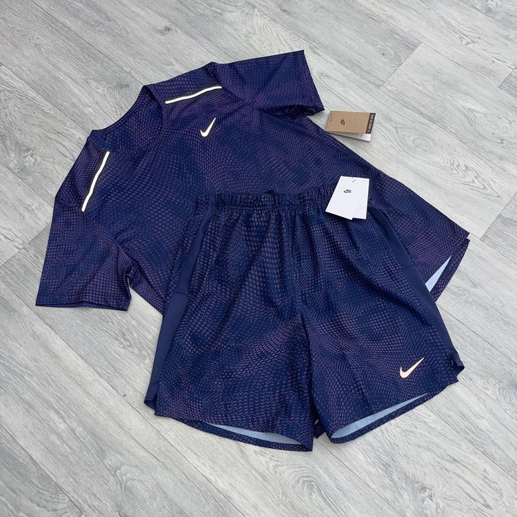 Nike Dri Fit Festival Miler Top and 7" Challenger Shorts Set - Navy/Pink image 2