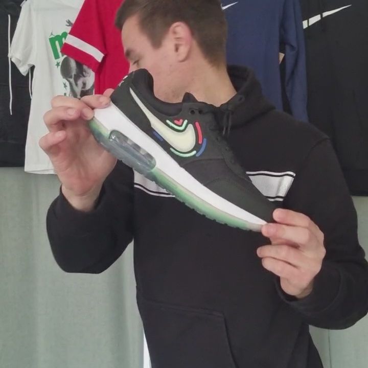 Nike nIKE aIR mAX mOTIF Size 5 product image