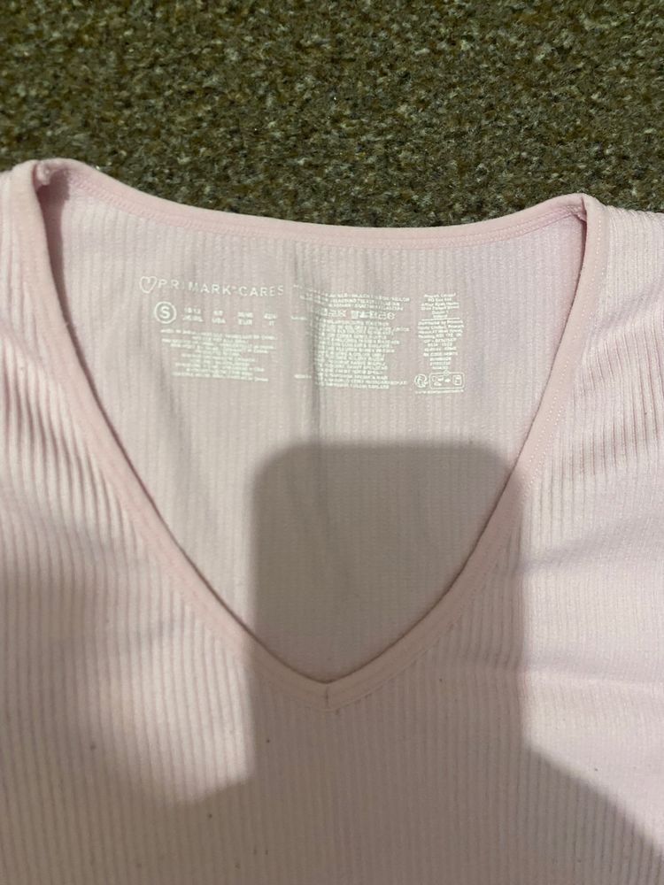 Immagine di Pink Ribbed V-Neck Crop Top 6