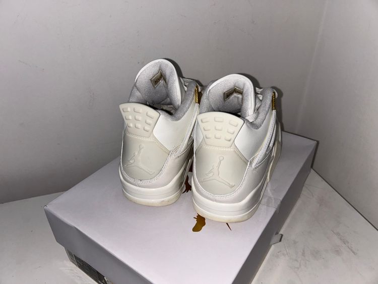 White Sneakers With Gold Accents image 5