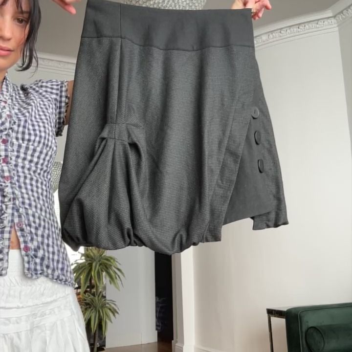 Other Grey bubble skirt (small hole by the zip) product image