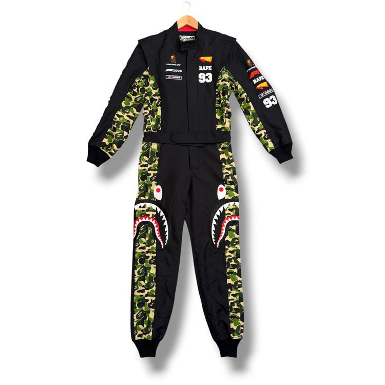 Immagine di A Bathing Ape x formula 1 racing suit Black, small 3