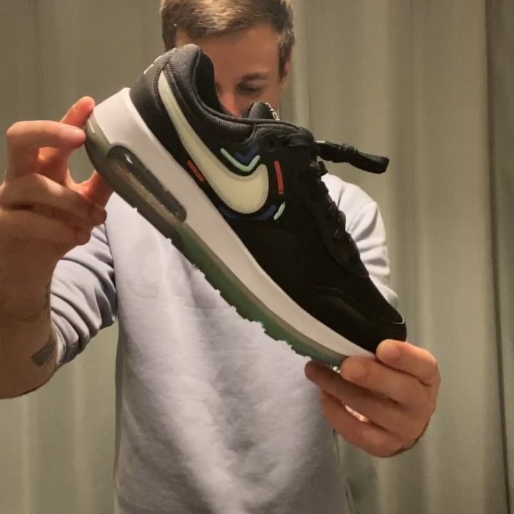 Nike Nike Air Max Motif Size 5 product image