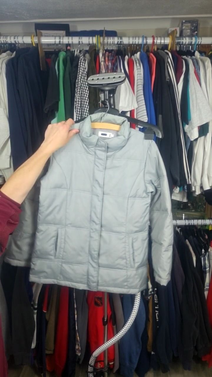 Reclaimed Vintage grey vintage fila coat womans imagen del producto