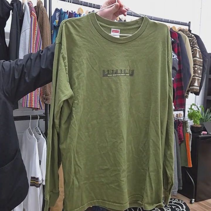 Supreme Supreme L product image