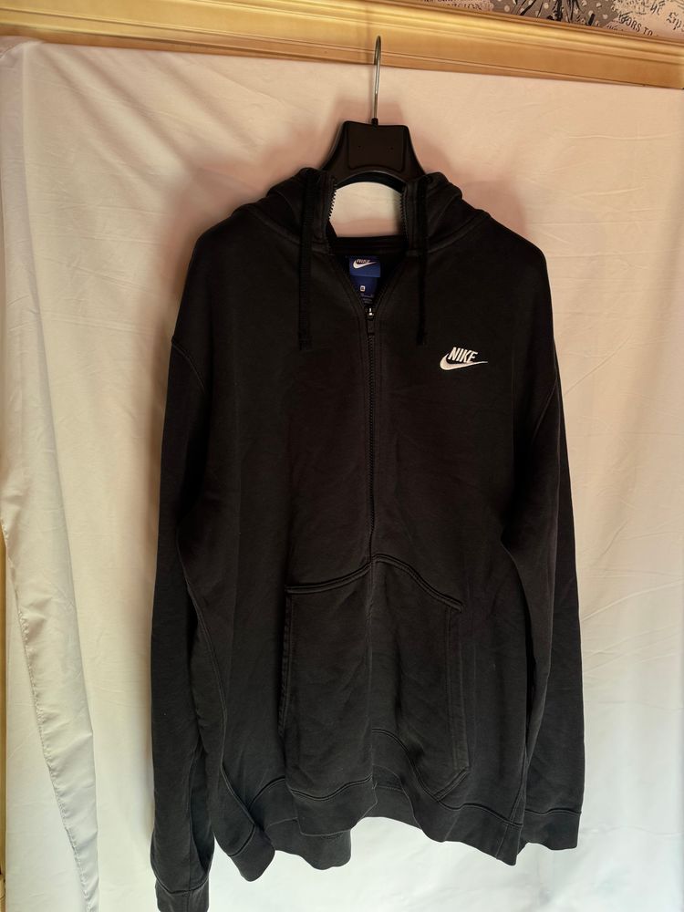 Nike Nike Black Zip-Up Hoodie product image