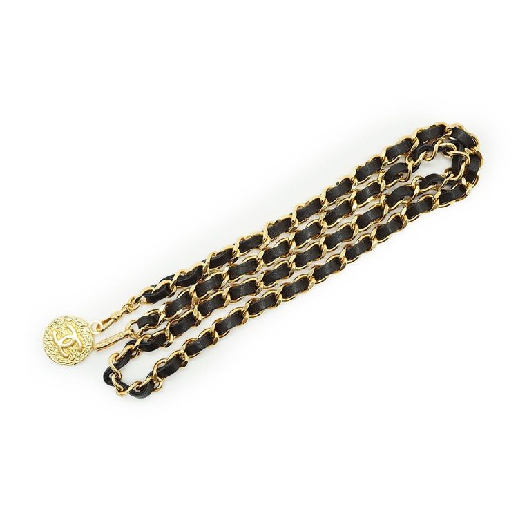 Cintura a catena Chanel vintage in metallo dorato con medaglione CC nero 1982 7