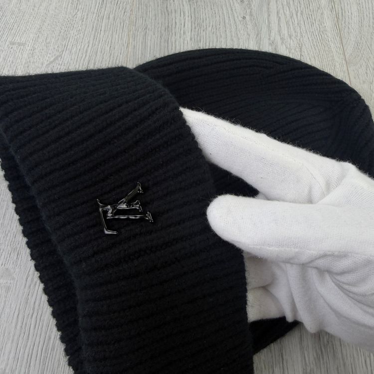 Louis Vuitton Men’s Black Beanie image 8