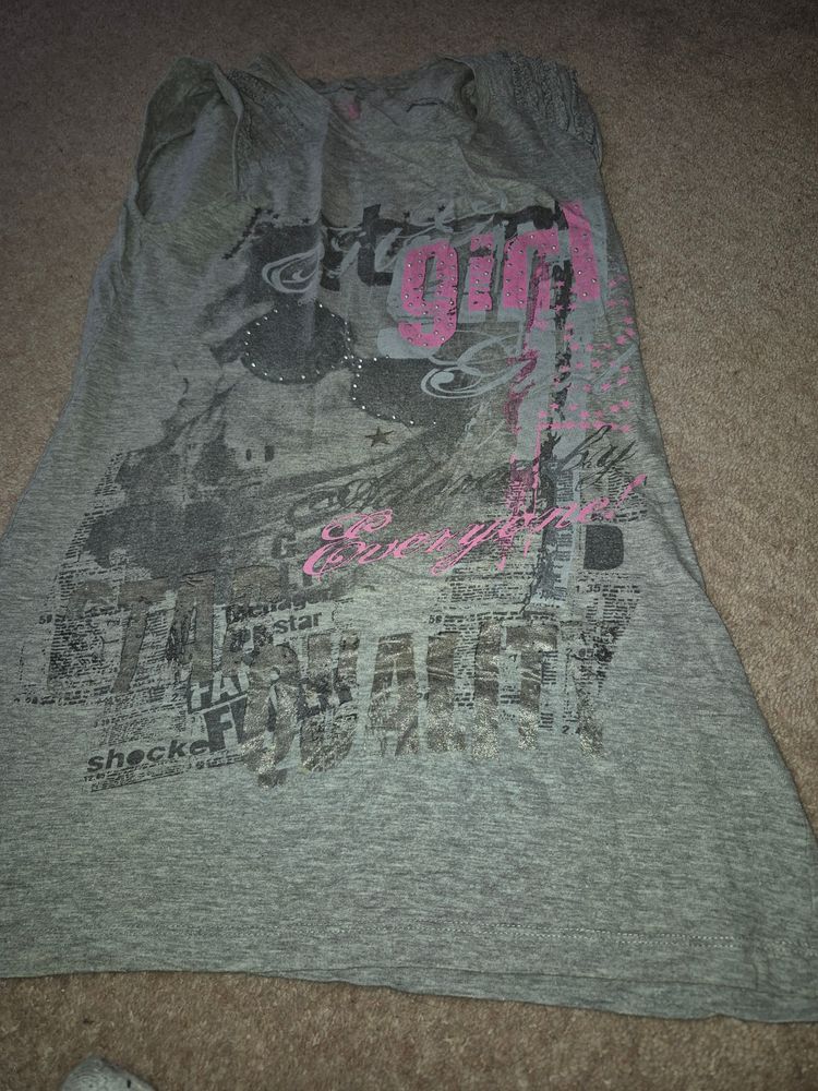 Unknown Graphic Print T-Shirt product image