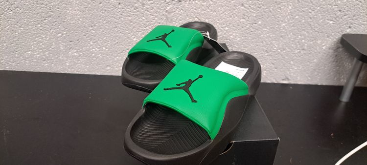 Jordan Franchise Slide (GS) UK 5.5 EUR 38.5 Lucky Green Black Brand New Full Box image 2