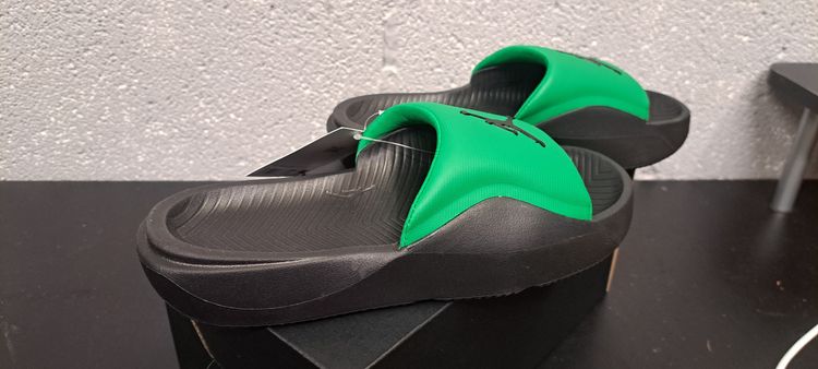 Jordan Franchise Slide (GS) UK 5.5 EUR 38.5 Lucky Green Black Brand New Full Box image 4