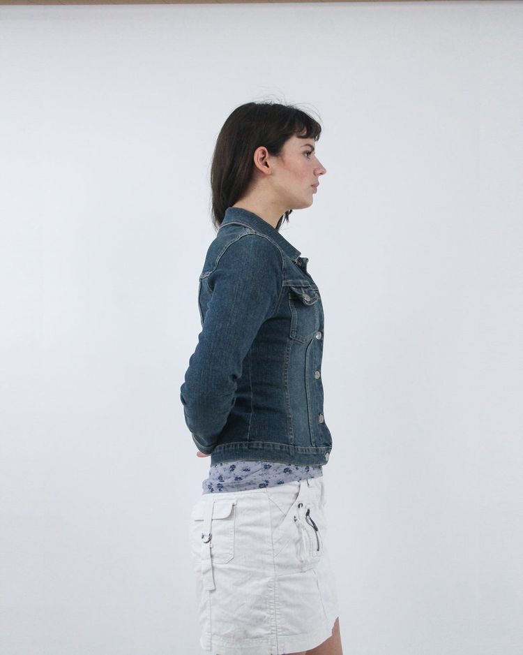 Immagine di gilmore girls | small dark blue old label forever 21 fitted denim jacket 3
