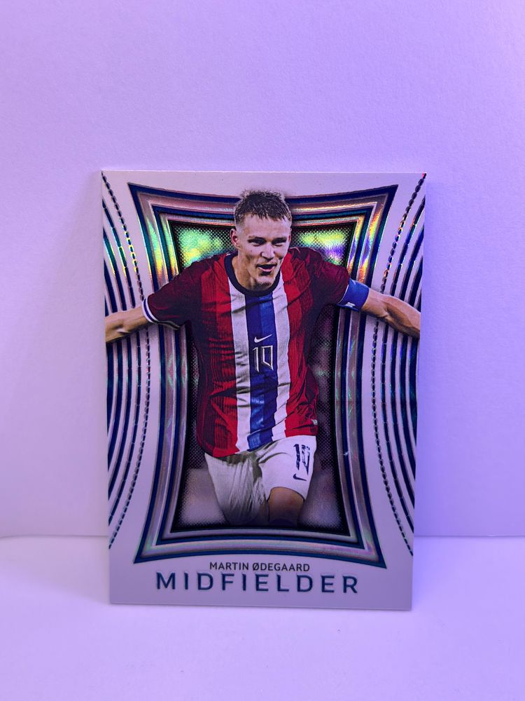 Martin Ødegaard /19 Midfielder futera