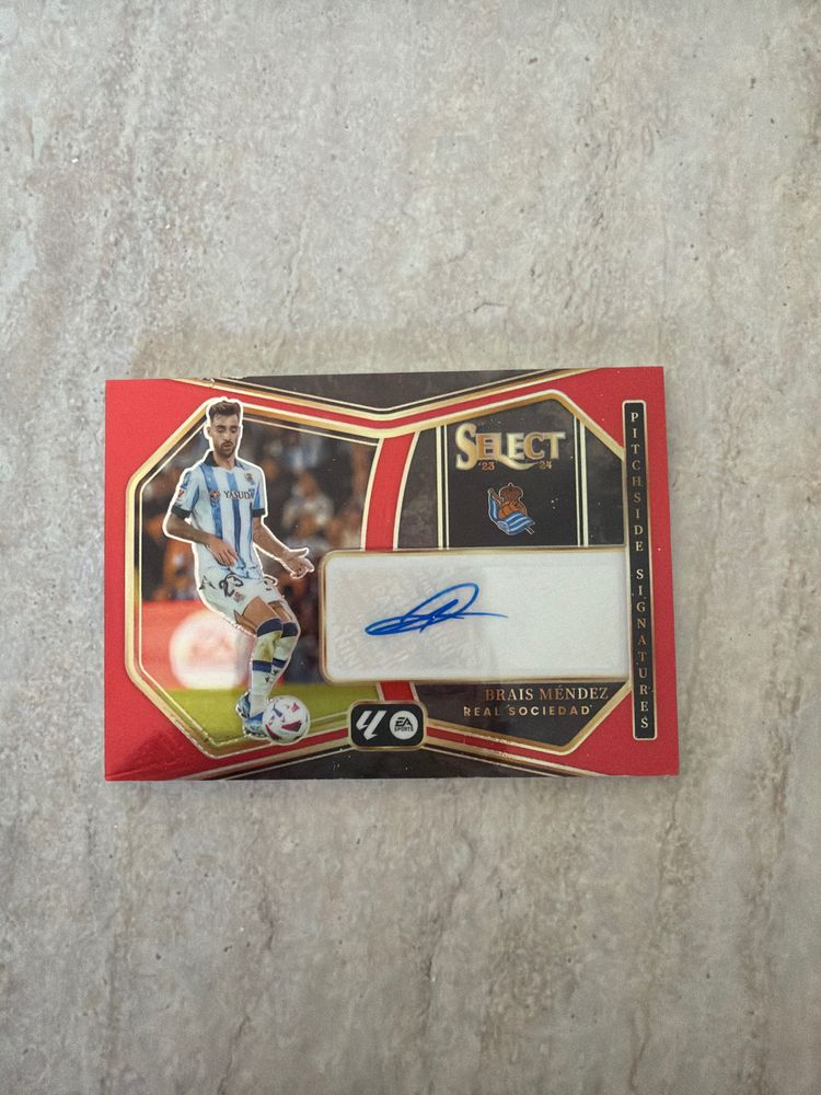 Select Pitchside Signatures Football Card