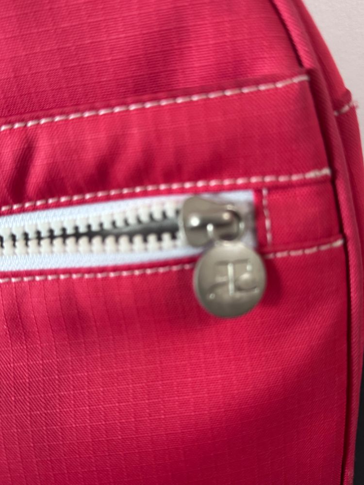 red Courrèges handbag with detachable strap 5