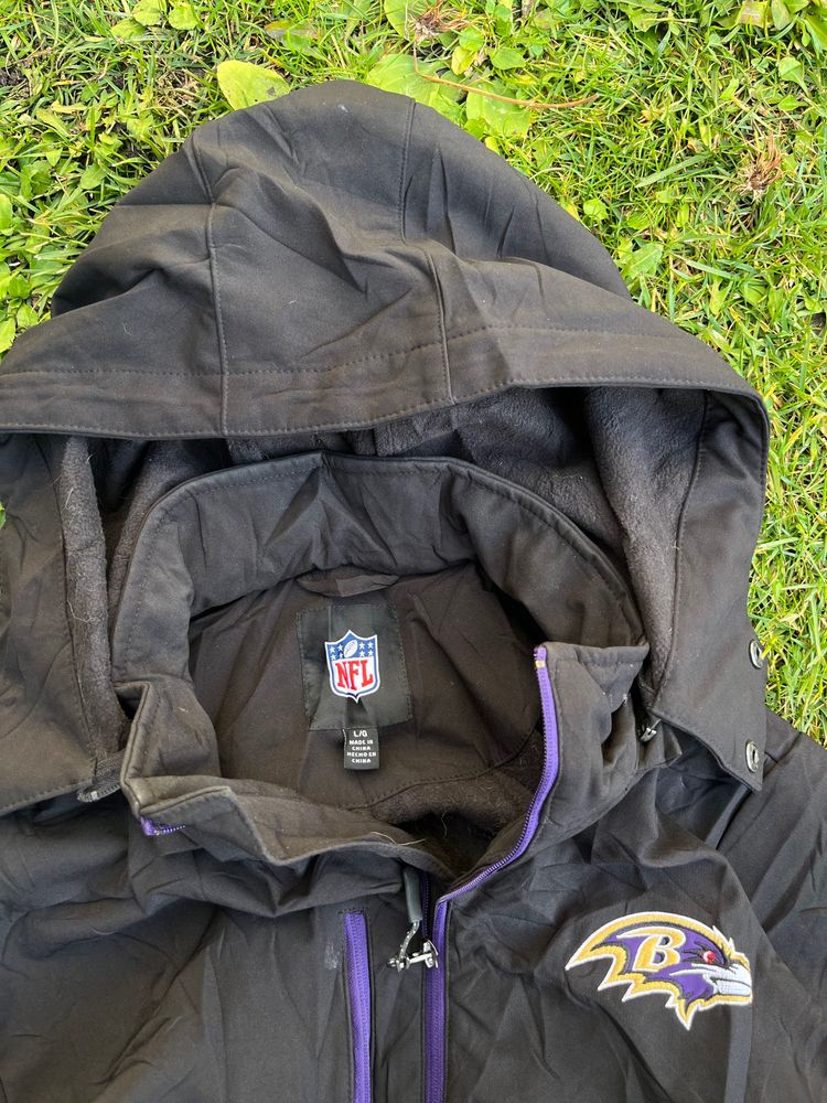 NFL Baltimore Ravens black hooded jacket obraz 3