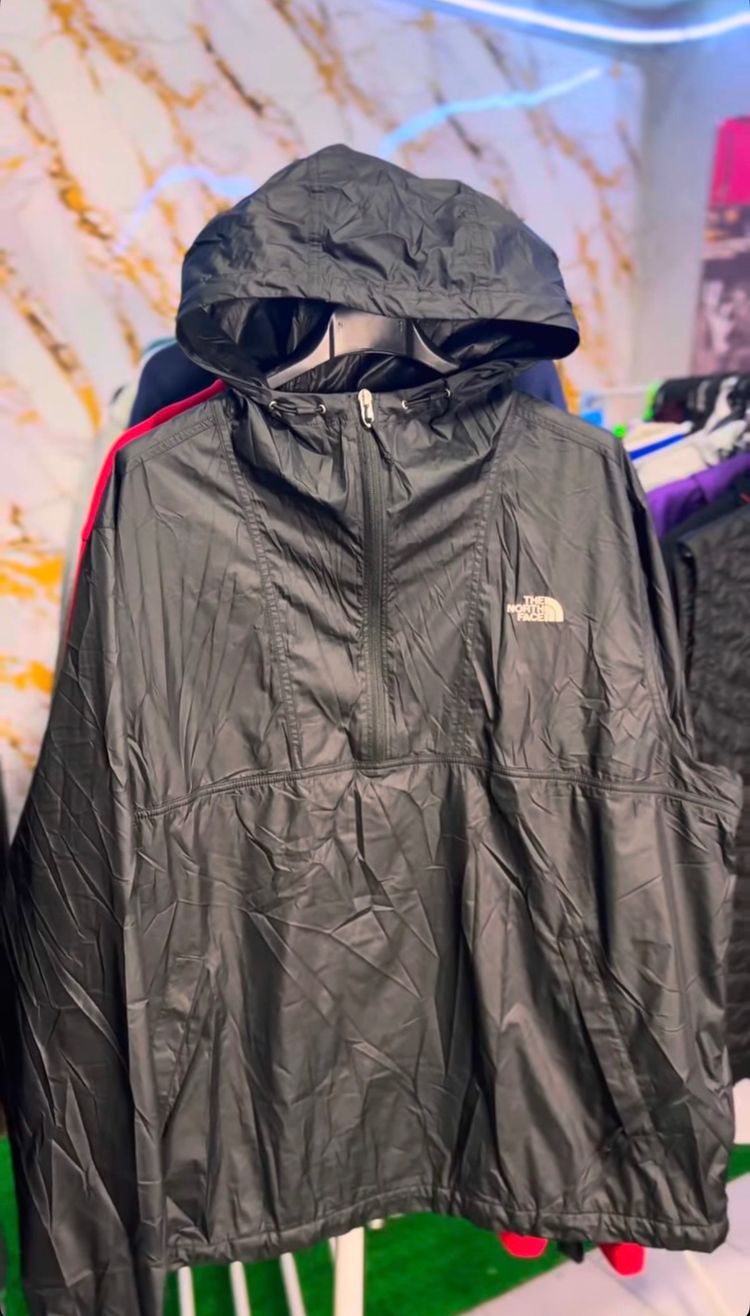 The North Face Windbreaker Anorak Black Cappuccio – Nuova – XL
