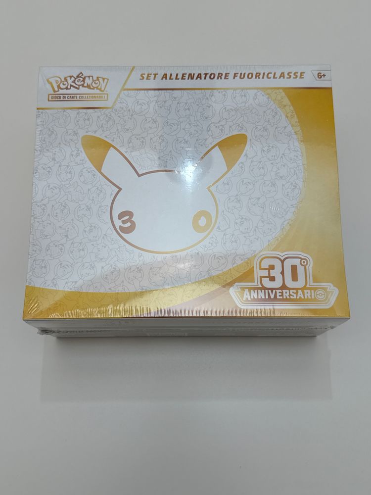 Pokémon Set Allenatore Fuoriclasse - 30° Anniversario image 1