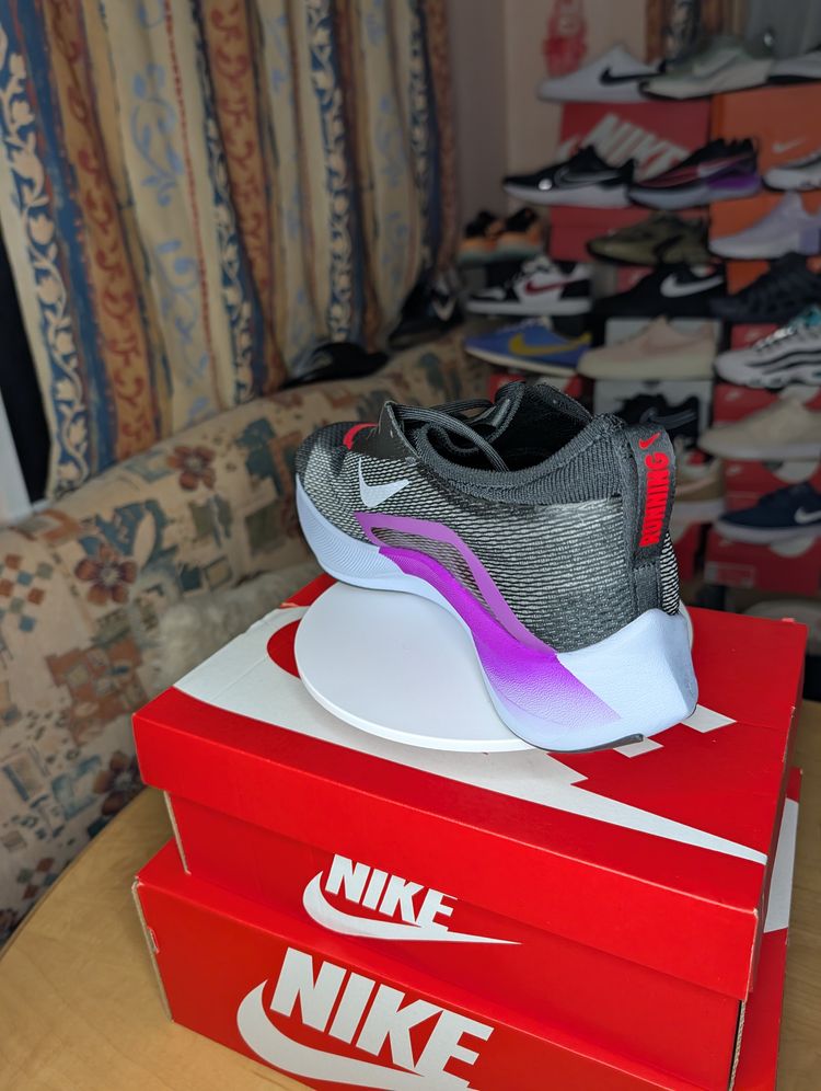 Nike Nike Zoom Fly 4  black -anthracite / brand new half box product image