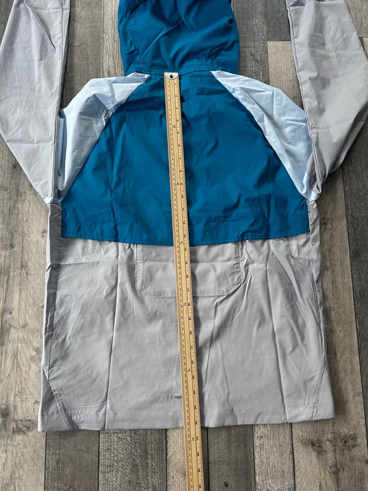 Nike Dri-Fit UV Reflective Packable Windrunner ‘Green Abyss’ - HV6521-301 - Size Small  8