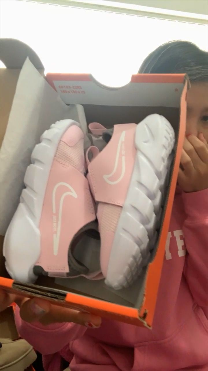 Nike Nike Flex Runner 2 UK 5.5 BRAND NEW FULL BOX product image