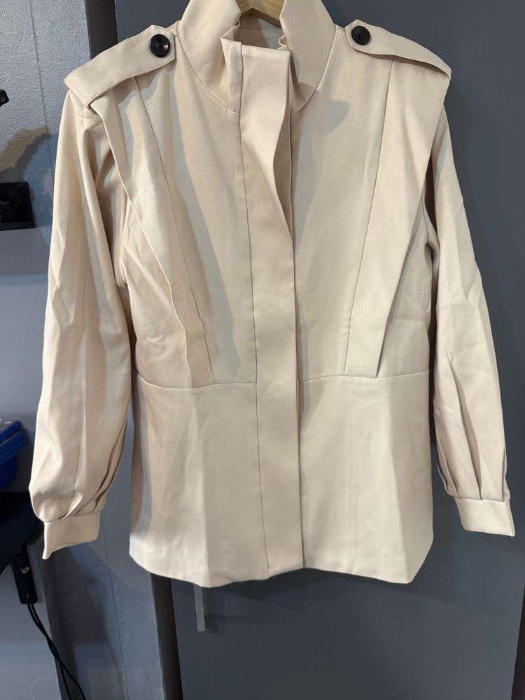 Beige Button-Up Jacket 2