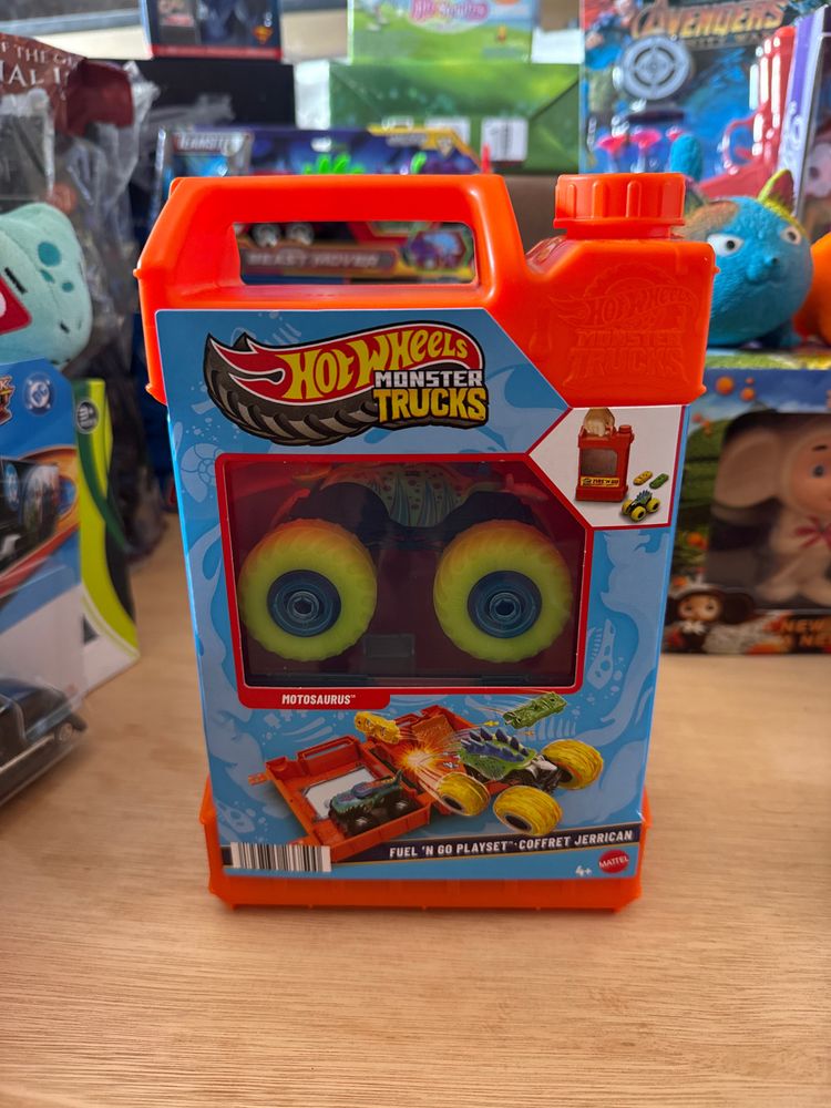 Hot Wheels Hot Wheels Monster Trucks Fuel 'N Go Playset product image
