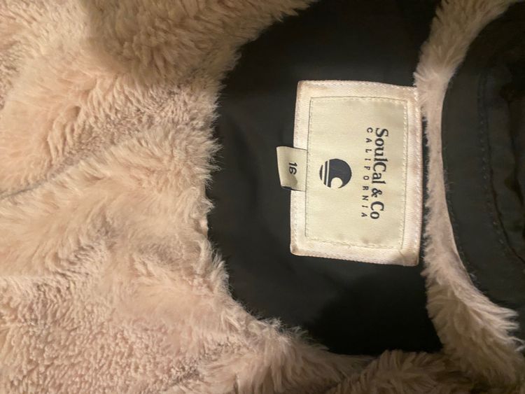 Soulcal & Co Black Puffer Jacket With Faux Fur Hood image 6
