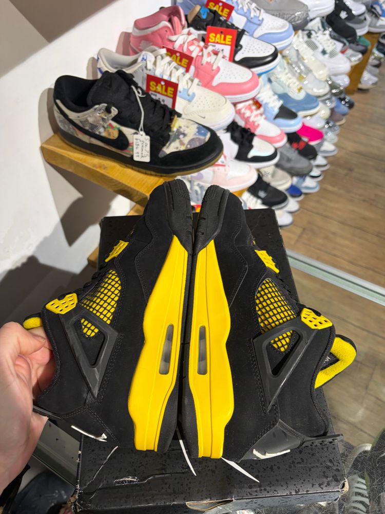 Nike Air Jordan 4 Yellow Thunder UK 7 7
