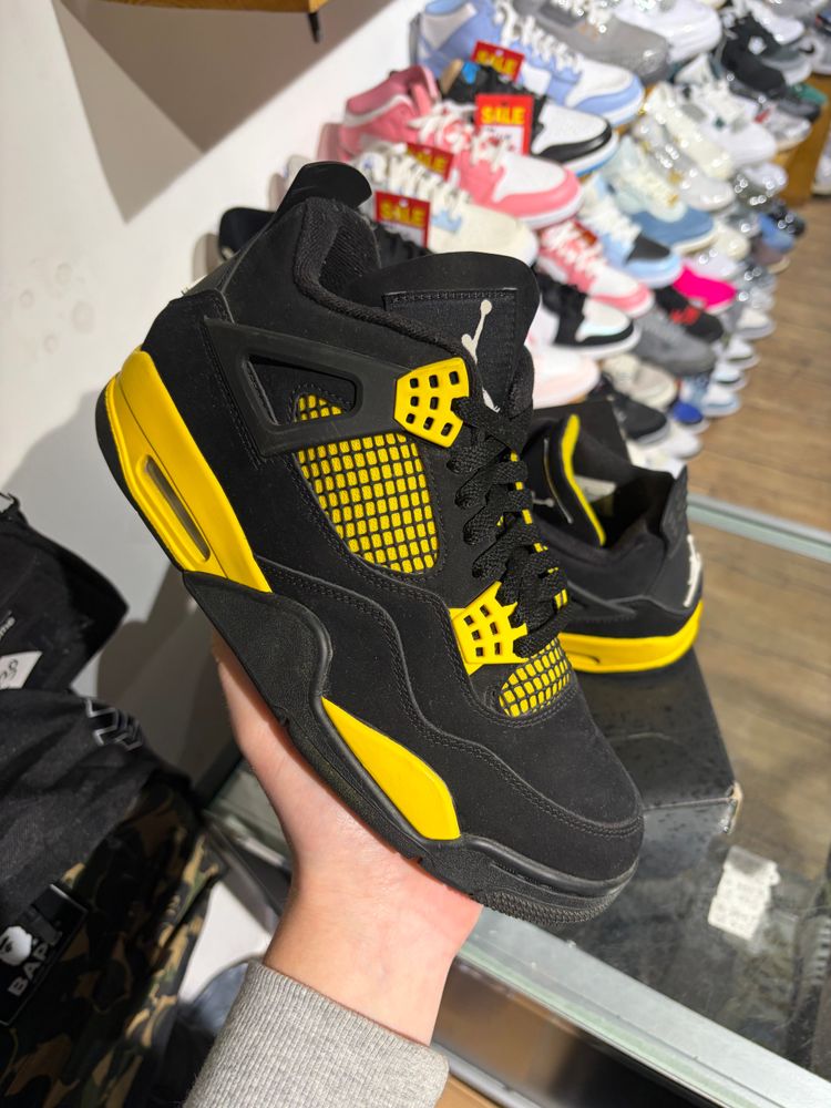 Nike Air Jordan 4 Yellow Thunder UK 7 5