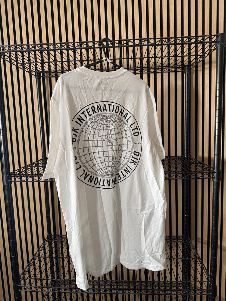 B129 DJK Geo Back Print T-Shirt Brand New