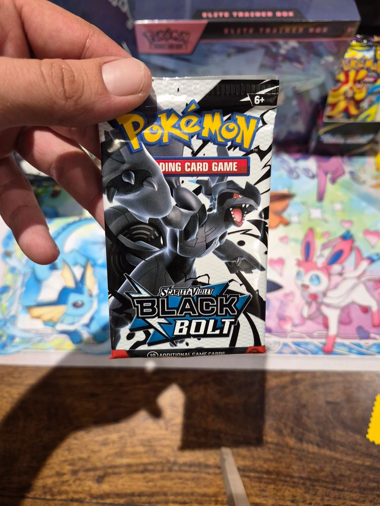 Pokémon Black Bolt Booster Pack imagen del producto
